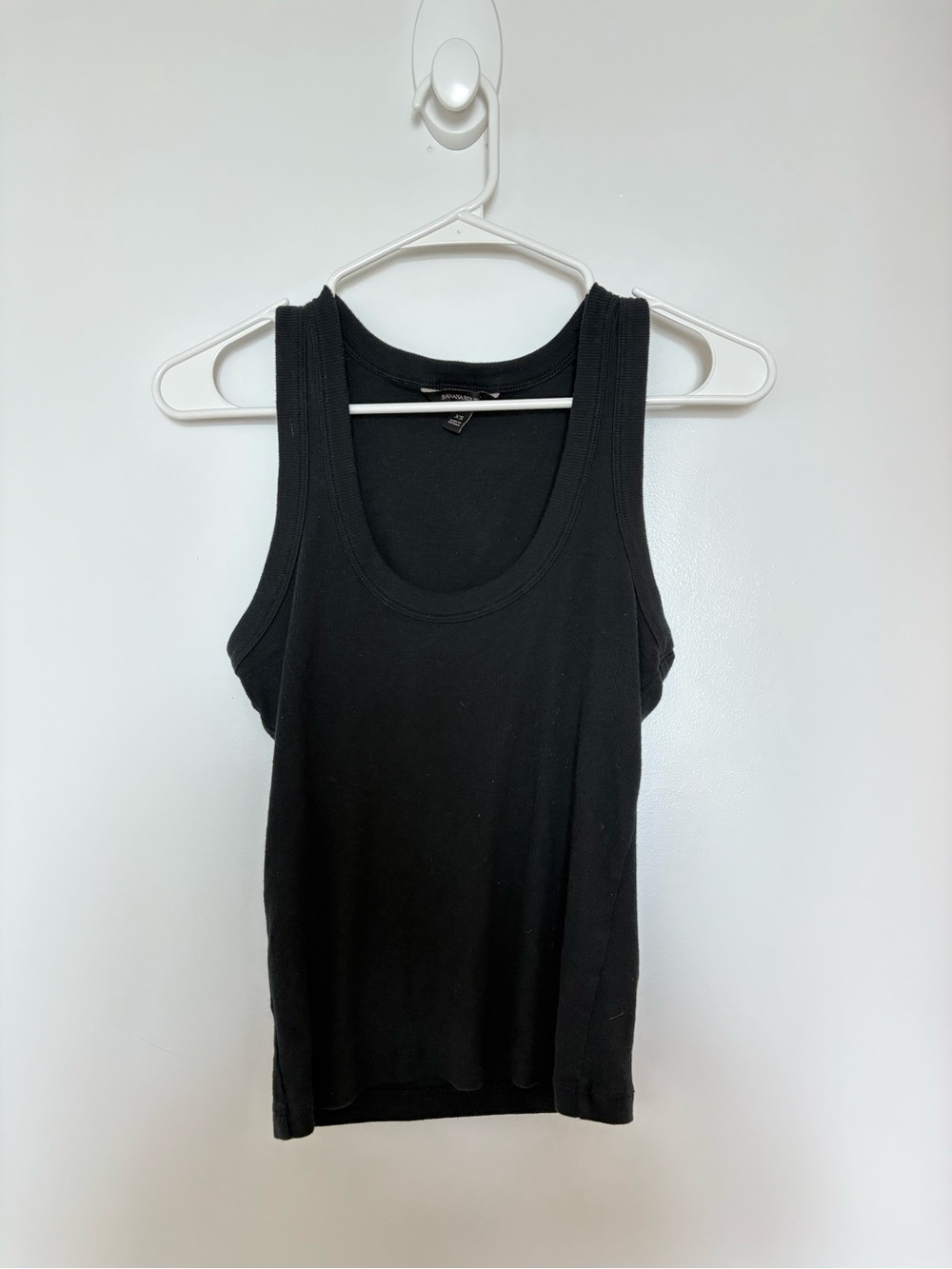 Banana Republic Black Ribbed Scoop Tank Top